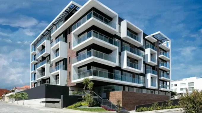 Зачем дизайнеры ездят смотреть на фасады Solos